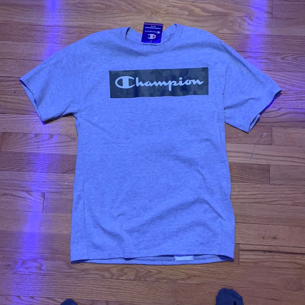 Men’s Brand New Champion Shirt